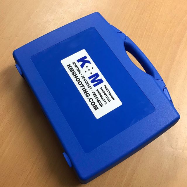 KM - Plastikowa walizka na narzędzia