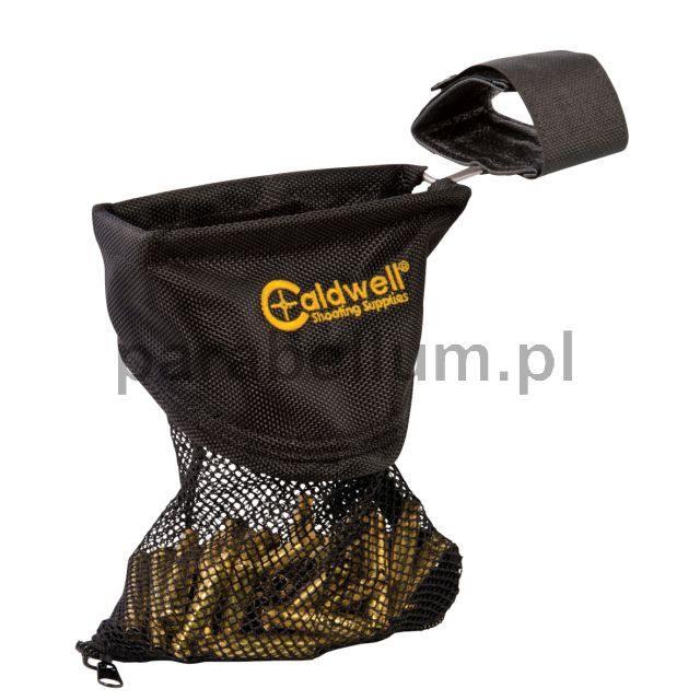 łapacz łusek AR-15, brass catcher AR, caldwell brass catcher, akcesoria do AR-15, zbieranie łusek strzeleckich, osłona na łuski, łuski karabinek AR, strzelectwo sportowe AR-15, karabin półautomatyczny dodatki