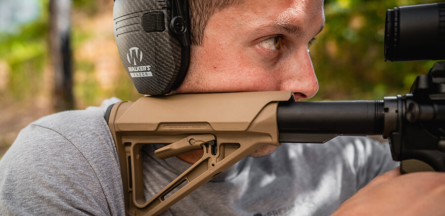 regulacja wysokości baki policzkowej, kolba Magpul